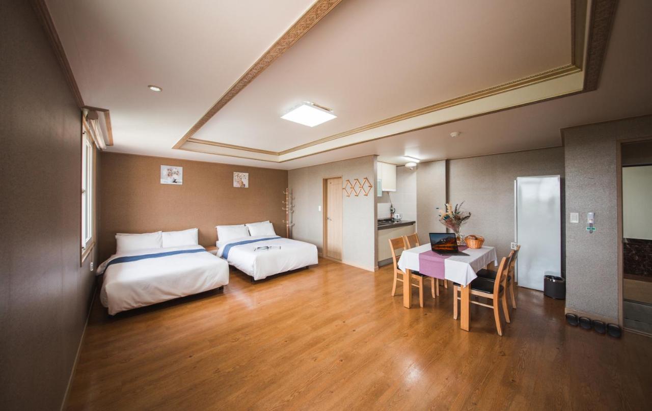 Jungmun Resort Jeju Seogwipo Exteriör bild
